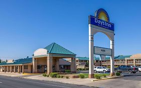 Days Inn By Wyndham Roswell